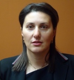Dina Kurdiany-2